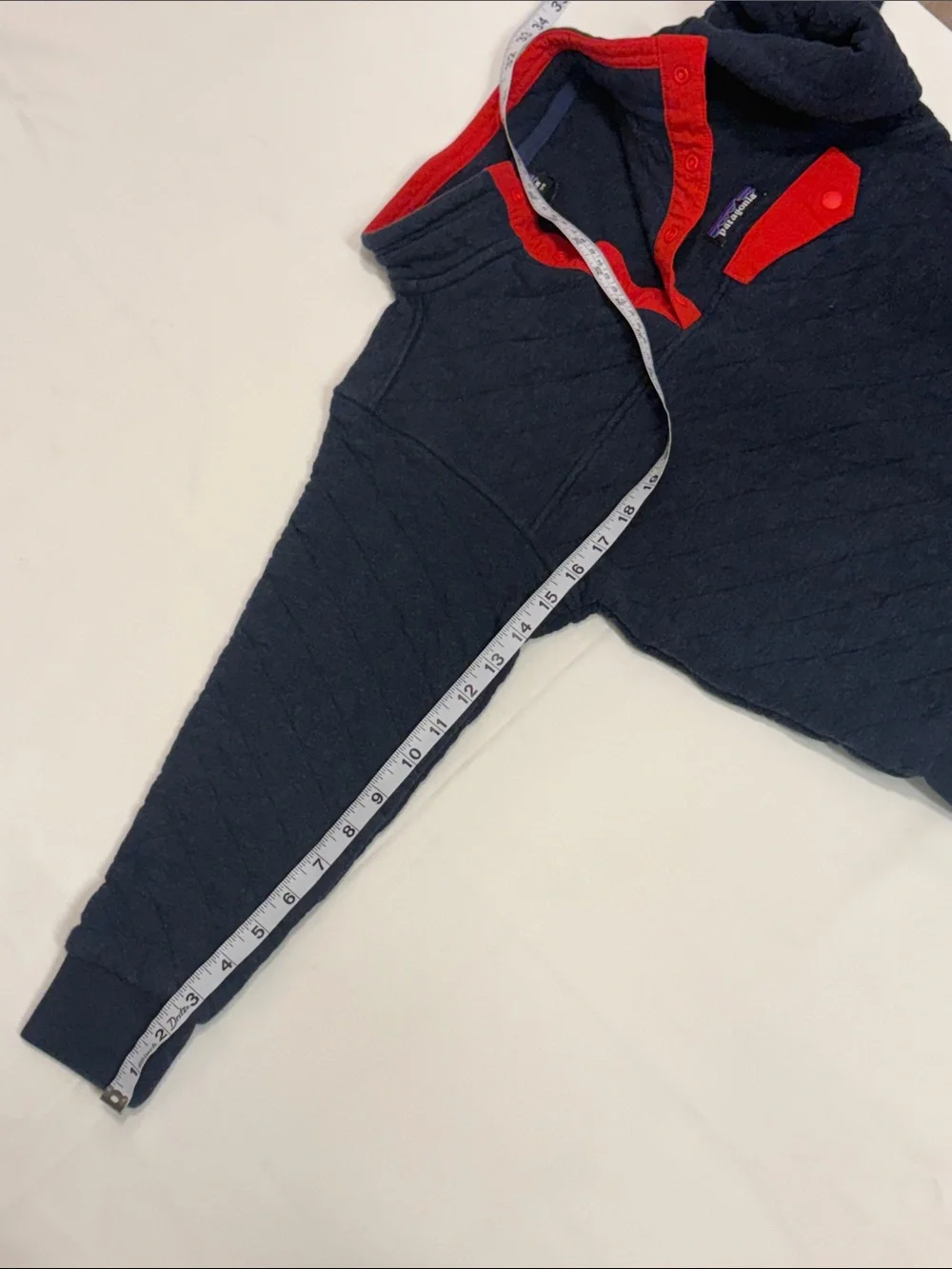 PATAGONIA AND VINEYARD VINE BOYS LONG SLEEVES S-M!